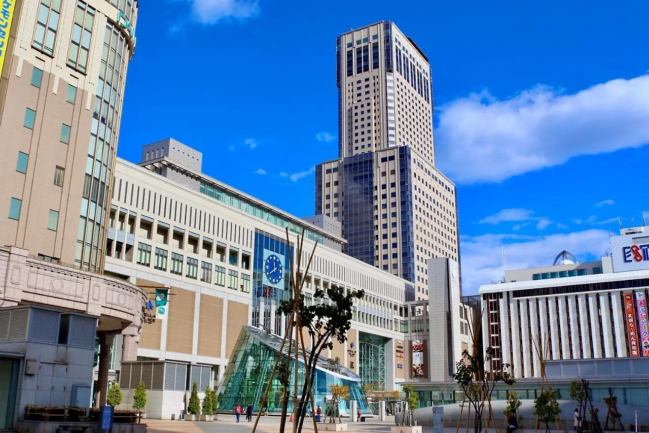 The Base Sapporo Susukino Otel 3*,  Japonya
